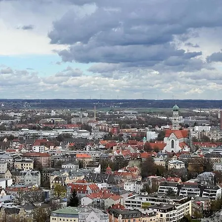 Aparthotel Cityapartment Im 33. Stock Augsburg