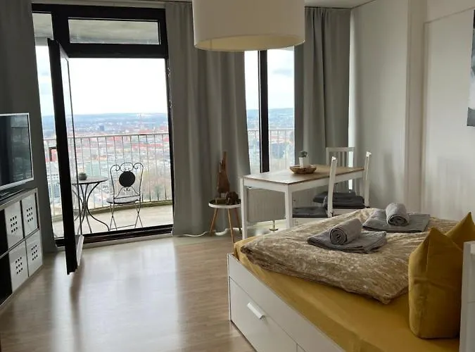 Cityapartment Im 33. Stock Aparthotel