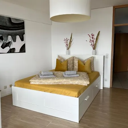 Cityapartment Im 33. Stock Apartmanhotel